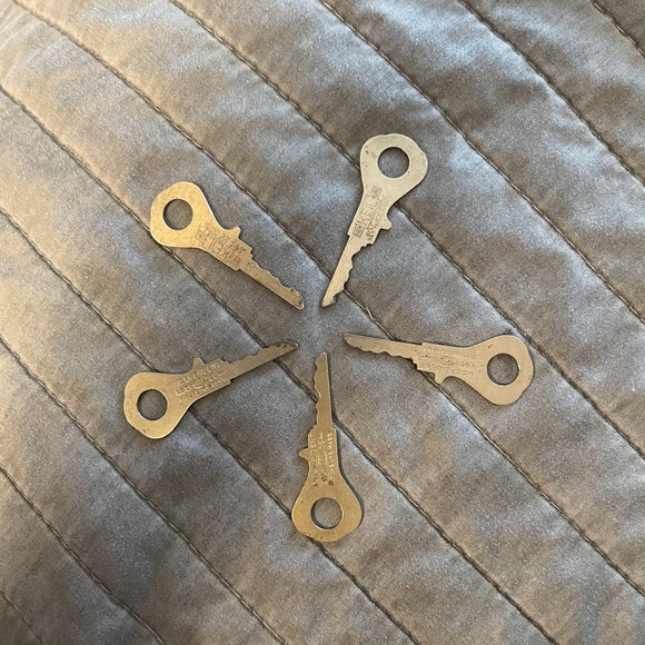 Five Keys For Antique Self Locking Keyhole Lock & Peephole Block, Keys Only - Picture 3 of 6